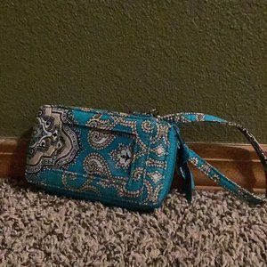 Vera Bradley Wallet No Swing Tag Good Condition Blue Wristlet Purse accessory